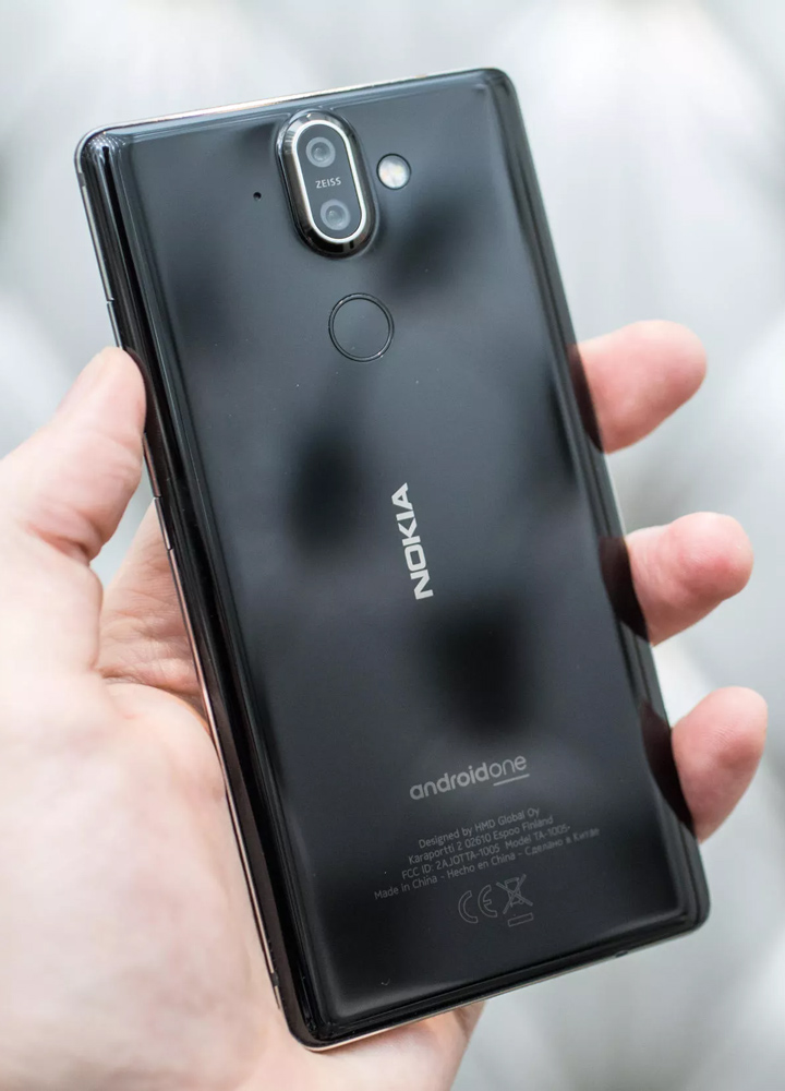 Nokia 8 Sirocco